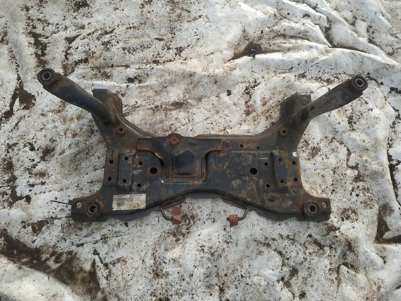 Front subframe USED USED Volvo C30 2008 2.0