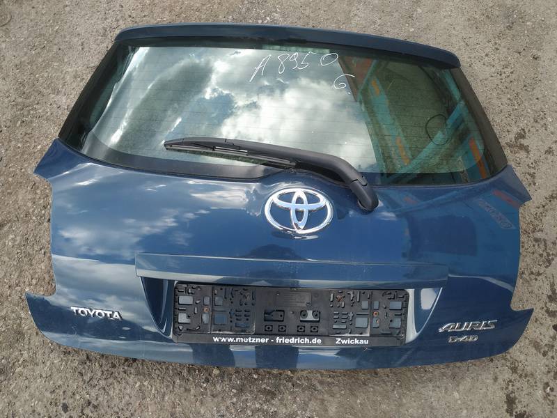 задней двери melynas used Toyota AURIS 2008 1.4