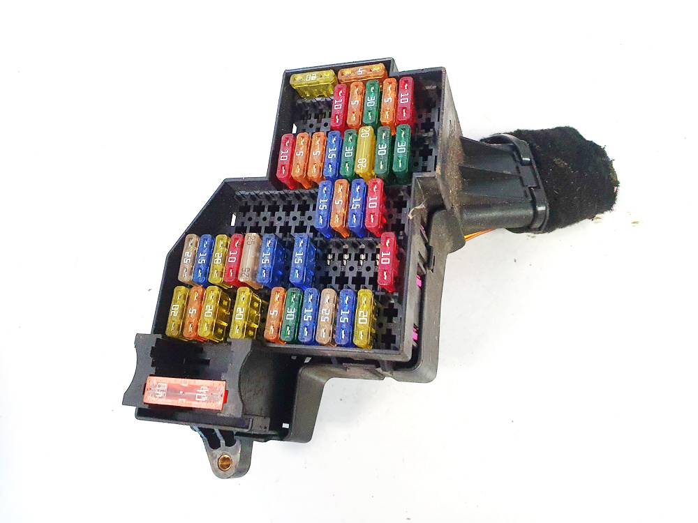Fuse box  used used Porsche CAYENNE 2003 4.5