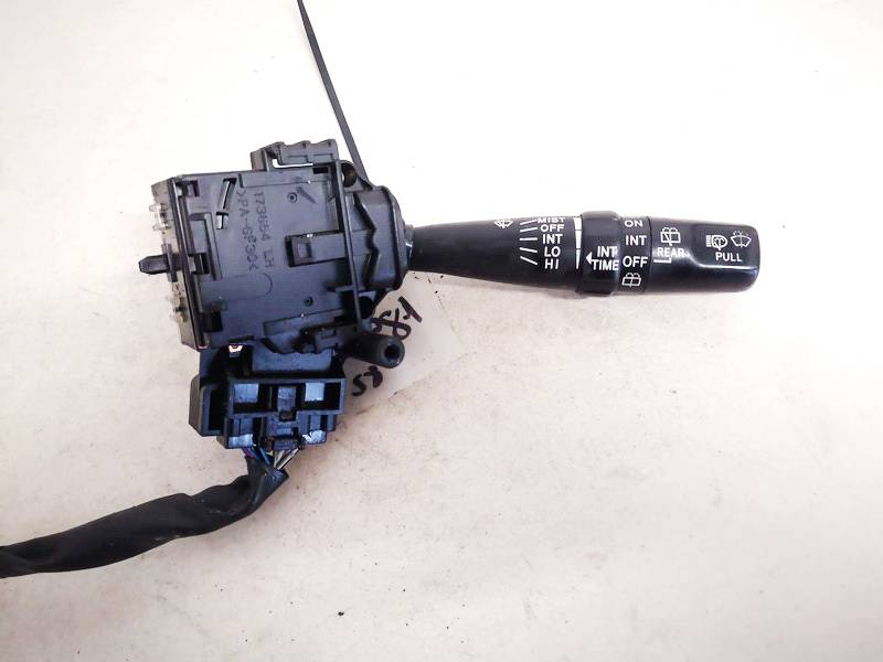 Wiper ARM STEERING COLUMN SWITCH 173654 used Toyota PREVIA 2003 2.0