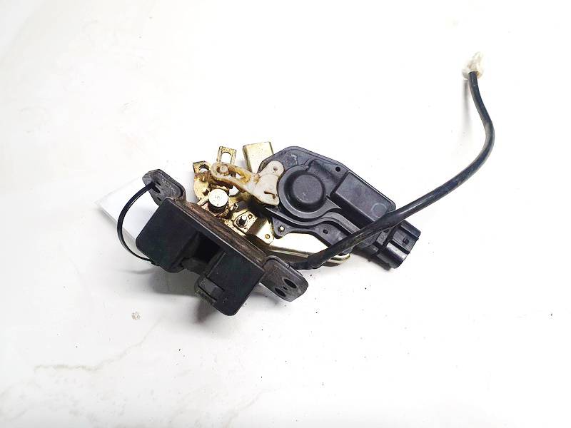 Rear Trunk Lid Lock Latch used used Toyota PREVIA 2006 2.0