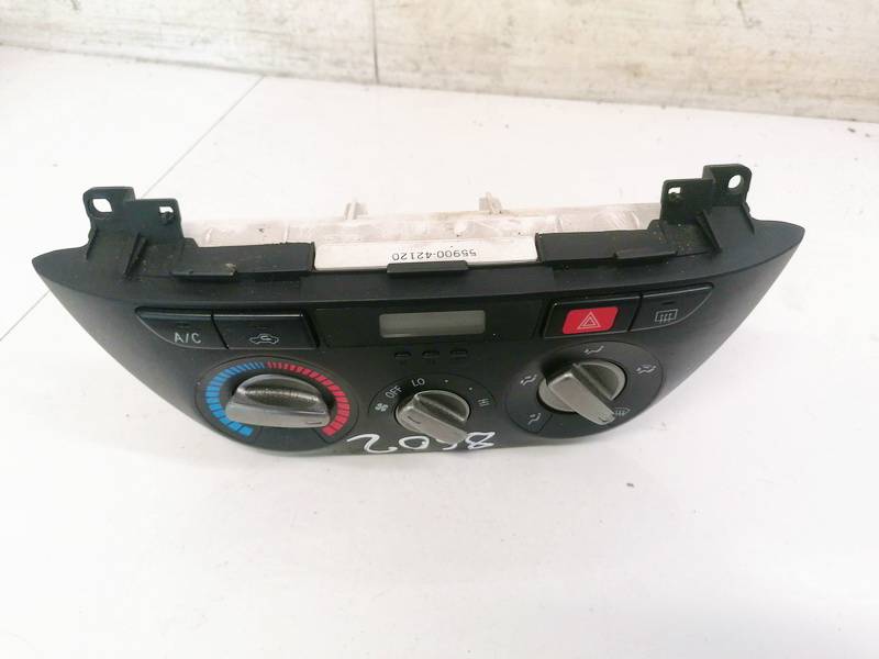 Climate Control Panel (heater control switches) 5590042120 55900-42120 Toyota RAV-4 2005 2.0