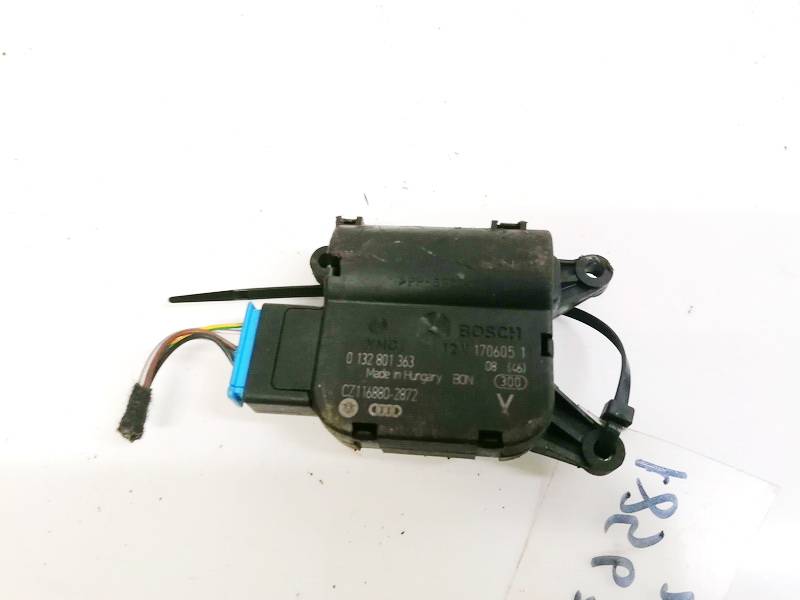 Heater Vent Flap Control Actuator Motor 0132801363 CZ1168802872 Volkswagen PASSAT 2012 2.0