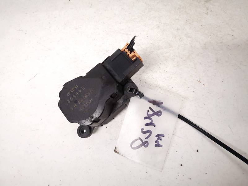 Heater Vent Flap Control Actuator Motor a2038201642 used Mercedes-Benz CLS-CLASS 2011 5.5