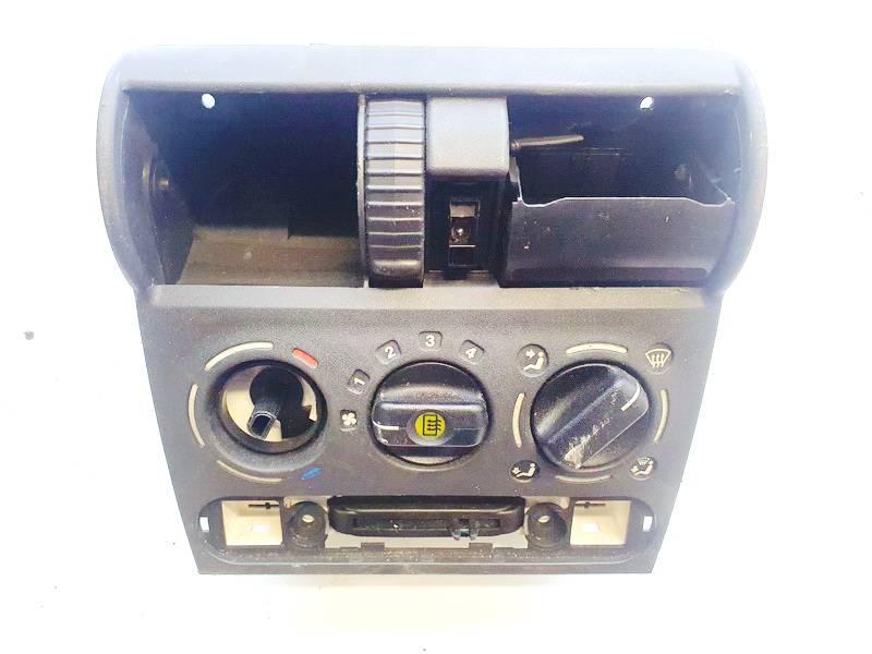 Блок управления климатической установкой at315215f1a used Opel TIGRA 1995 1.6
