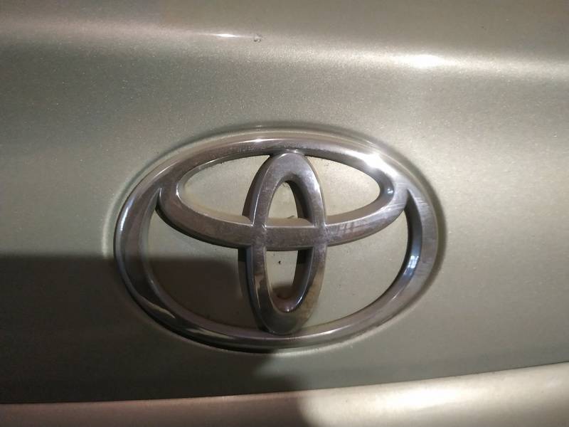 Rear Emblem used used Toyota AVENSIS 2002 2.0