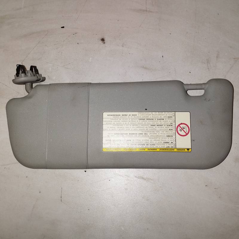 Sun Visor, With Light and Mirror and Clip used used Toyota AVENSIS 2009 2.0