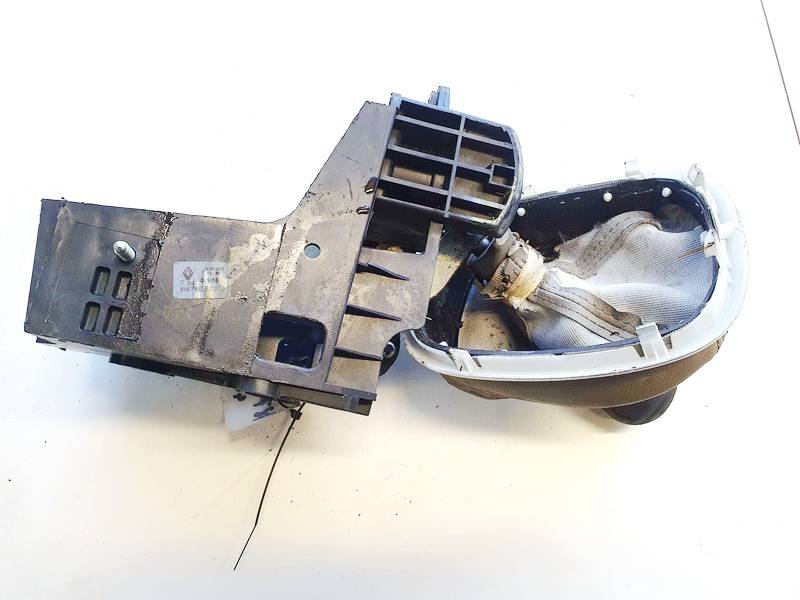 Gearshift Lever Mechanical (GEAR SELECTOR UNIT) 8200788673 used Renault SCENIC 1999 1.9