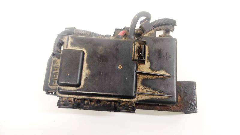 Fuse box  USED USED Volkswagen POLO 1995 1.4