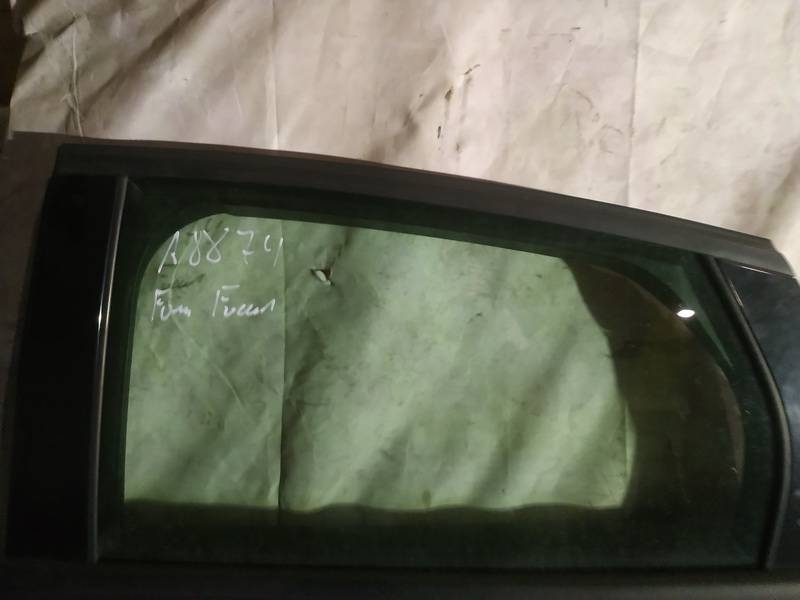Боковое окно - задний левый used used Ford FOCUS 2005 1.6