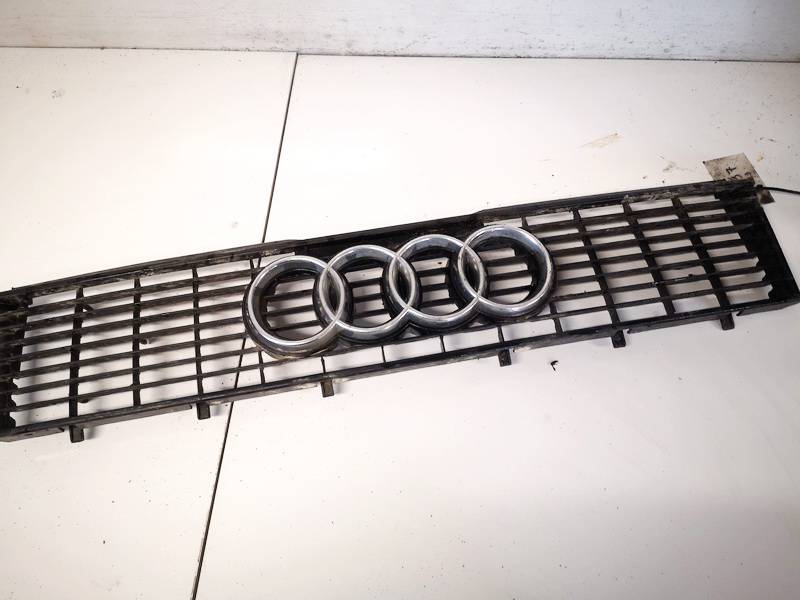 Front hood grille 893853566 used Audi 80 1992 2.3