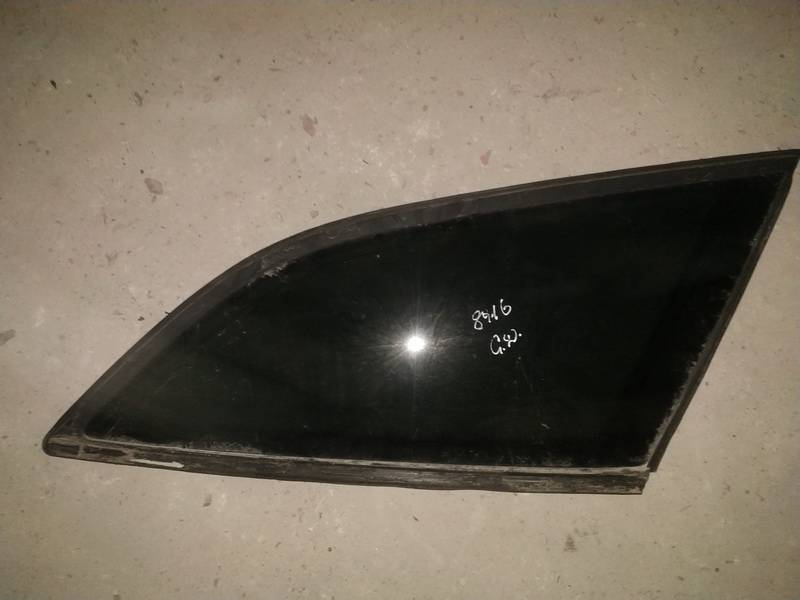 Rear Right passenger side corner quarter window glass used used Ford MONDEO 1997 1.8