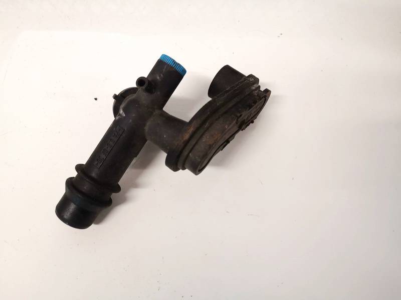 Coolant Flange (Engine Coolant Thermostat Housing Cover) 2248409 used BMW 3-SERIES 1991 1.8