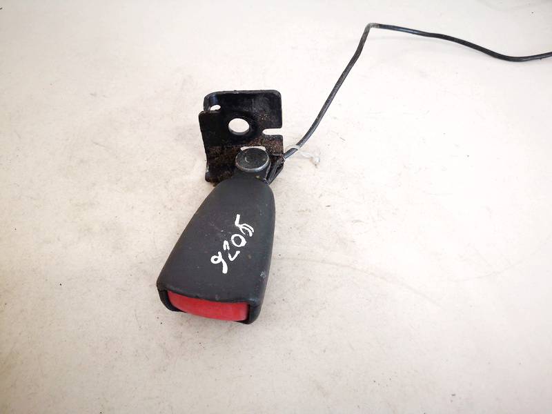 Seat belt holder (Seat belt Buckle) rear right used used Toyota AVENSIS 2006 1.8