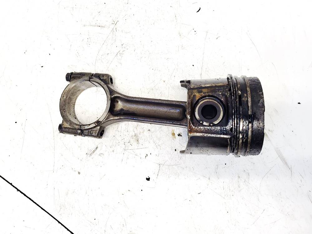 Piston and Conrod (Connecting rod) used used Nissan PRIMERA 1997 2.0