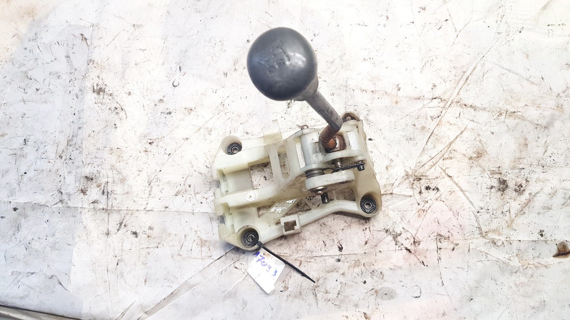 Gearshift Lever Mechanical (GEAR SELECTOR UNIT) used used Toyota PREVIA 2003 2.0